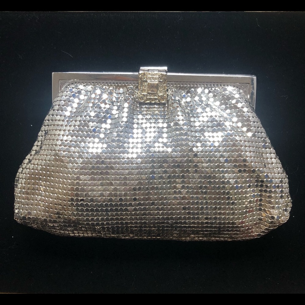 Vtg silver mesh Whiting & Davis Clutch